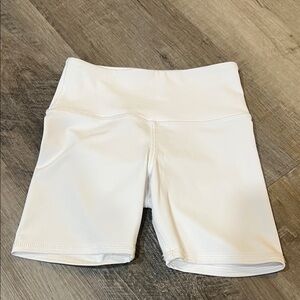 Tiger Friday white dance shorts size Child Large